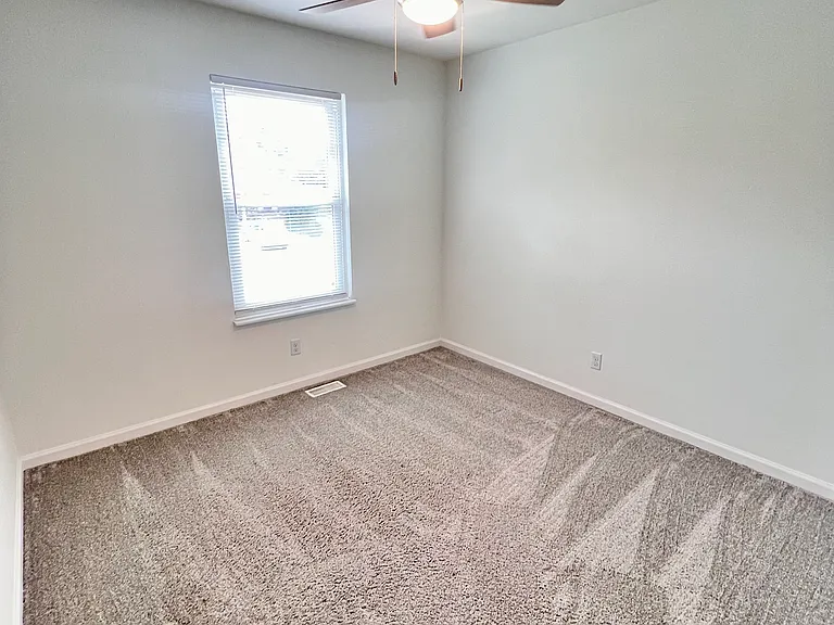 110A Del Oro Dr — Photo 12