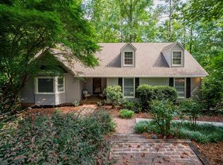 3404 Surreyhill Ln, Vestavia, AL 35243