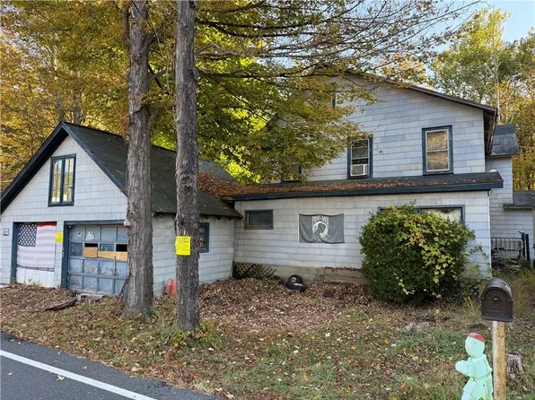 34 N Old Greenfield Road, Ellenville, NY 12428