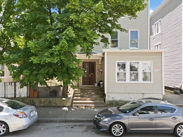 217 Spruce Street, Manchester, NH 03103