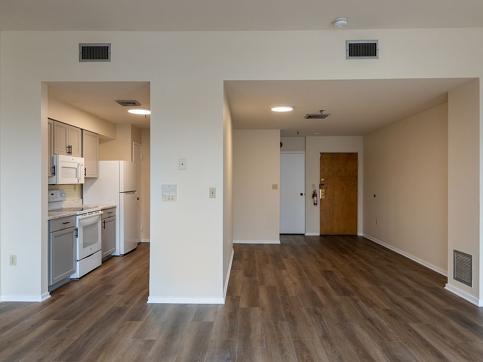 1st image of 61-69 Church St #D