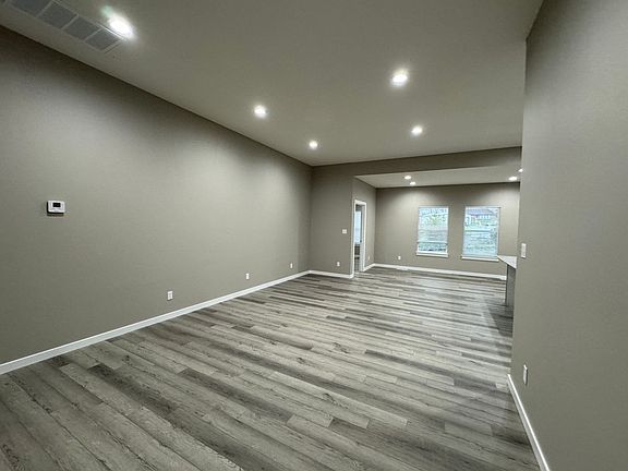 2nd image of 2210 Regan Cir
