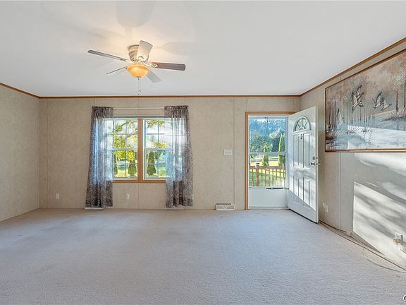 4th image of 11214 Drake Rd