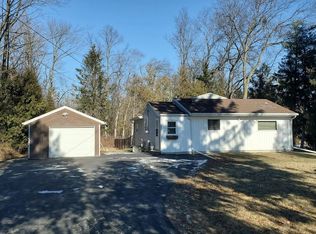5002 W Viebahn St, Manitowoc, WI 54220