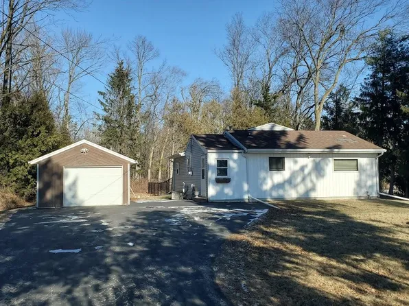 5002 W Viebahn St, Manitowoc, WI 54220