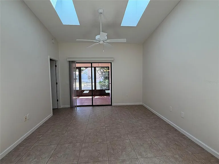 2926 63rd St W — Photo 13