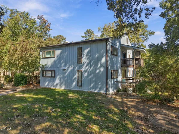 5102 Flint Ridge Pl, Raleigh, NC 27609