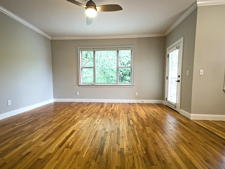 Hayden Place Apartments — Photo 29