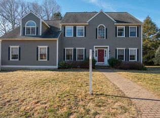 28 Holly Ln, Beverly, MA 01915