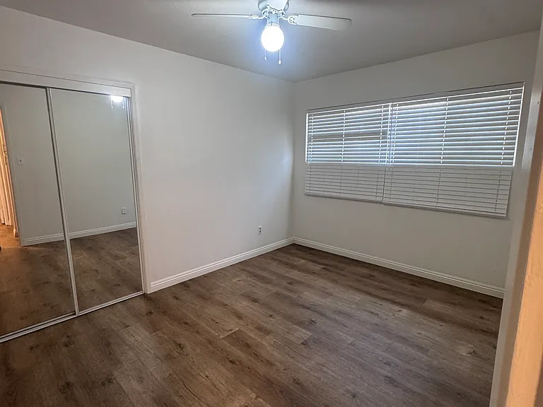 563 Emory St #563 — Photo 9