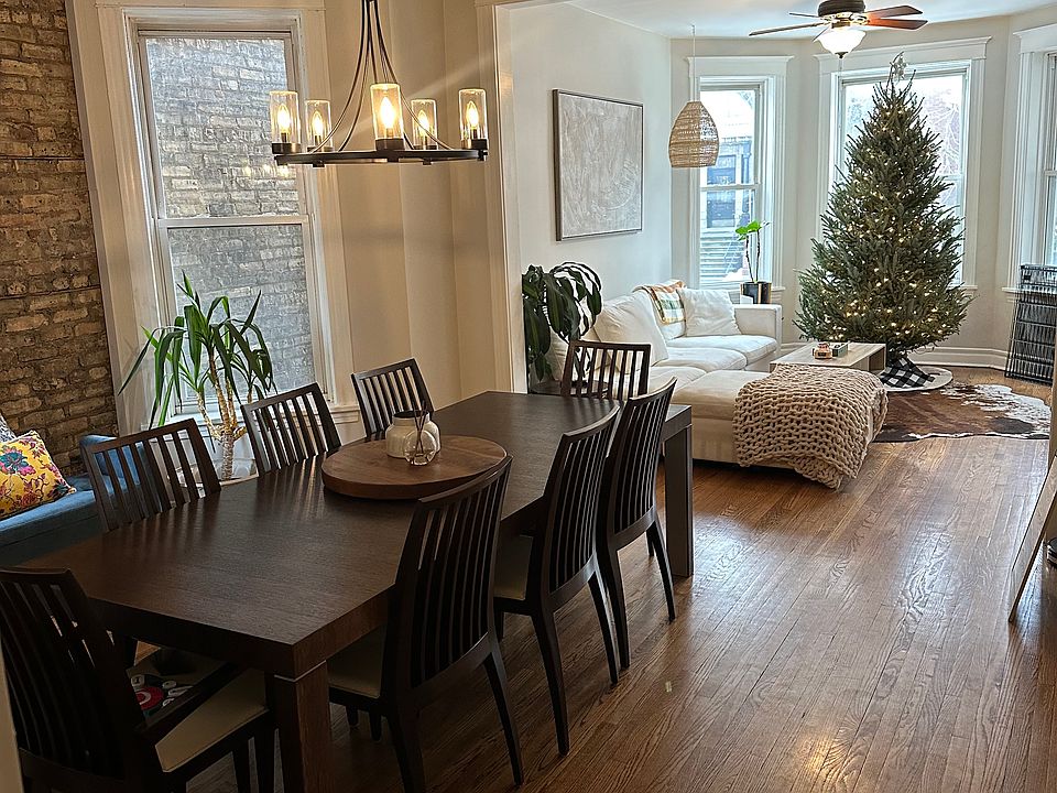 1st image of 3837 N Lakewood Ave #1