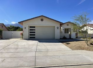 33105 Rancho Vista Dr, Cathedral City, CA 92234
