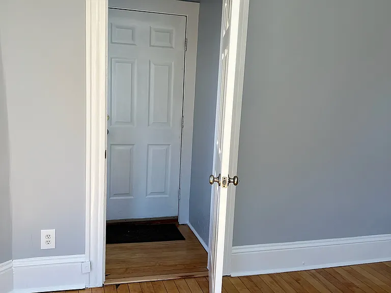 28 Paine St #2 — Photo 22