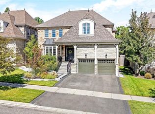 288 Eaton St, Halton Hills, ON L7G6N8