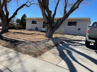 2401 June St NE, Albuquerque, NM 87112
