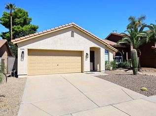 3218 E Oraibi Dr, Phoenix, AZ 85050