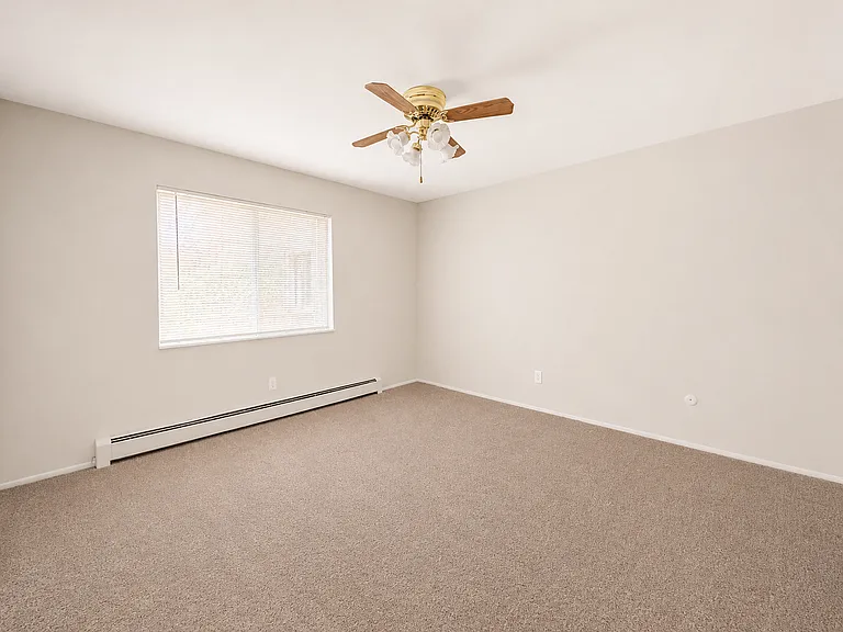 1880 Axtell Rd #2 — Photo 14