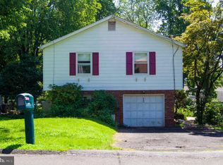 923 Sherman Ave, Huntingdon Valley, PA 19006