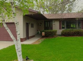 541 Ridge St, Reedsburg, WI 53959