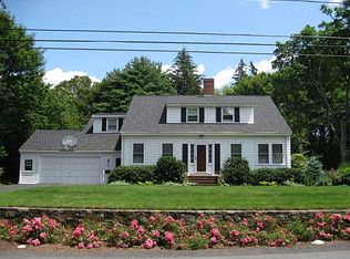 26 Bay Rd, Barrington, RI 02806