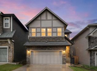 232 S Nolancrest Hts NW, Calgary, AB T3R 0V8