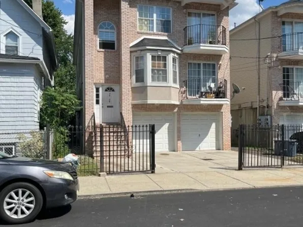 26-28 Norwood St, Newark City, NJ 07106