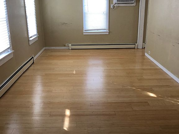 5th image of 1200 W Goodall St