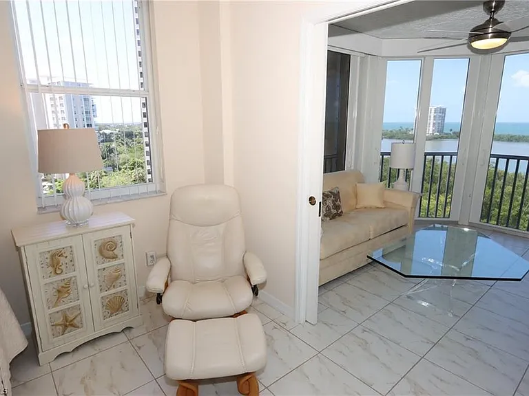5550 Heron Point Dr #902 — Photo 15