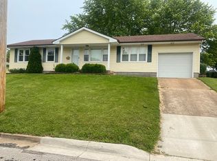 344 Fair St, Washington, MO 63090