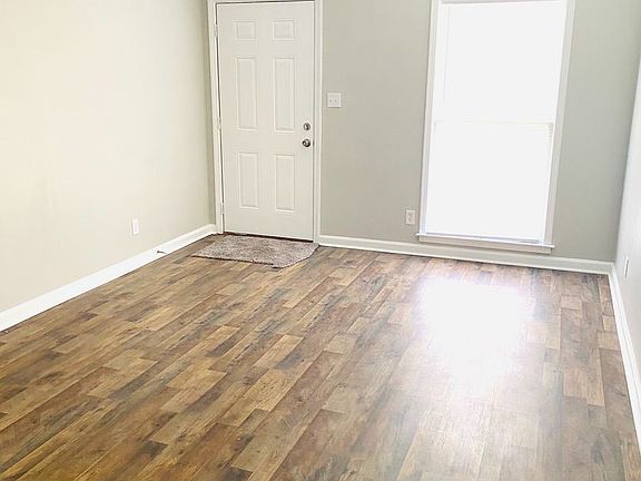 3rd image of 4420 Sunnybrook Dr