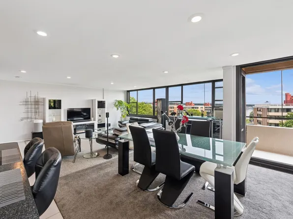 162-40 9th Avenue image 7 of 25