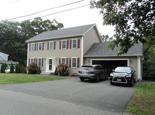 26 Lake Dam Rd, Saugus, MA 01906