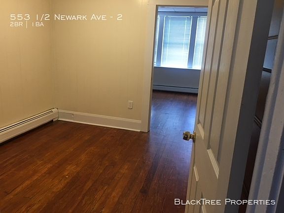 3rd image of 553 1/2 Newark Ave #2