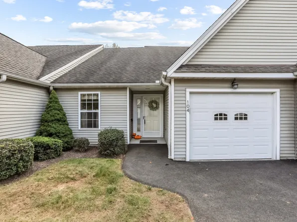 104 Haley Lane, Newtown, CT 06482