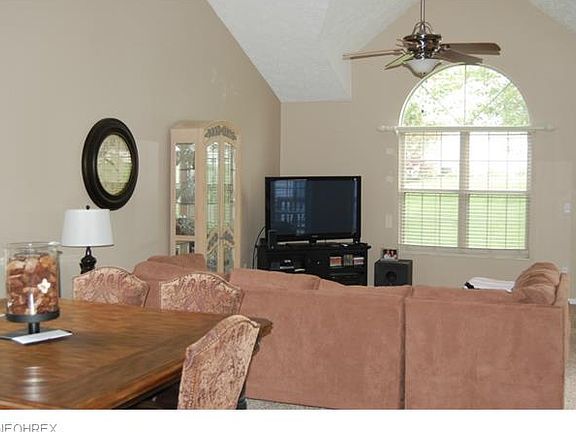 3rd image of 4074 Falconswalk Ct
