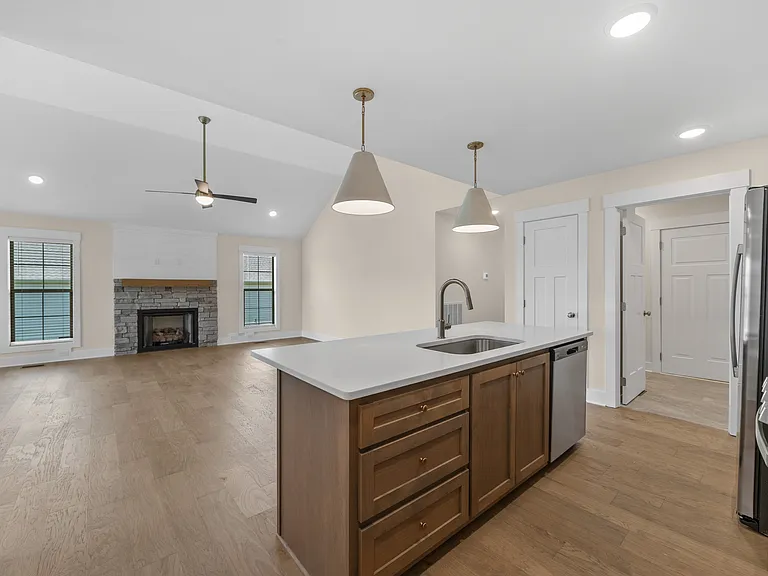 1605 Collins View Way — Photo 5