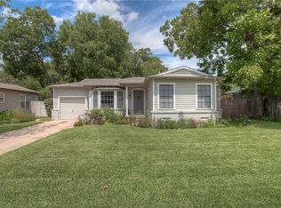 1215 Mockingbird Ln, Arlington, TX 76013