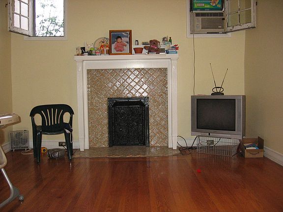 Hardwood w/Fireplace