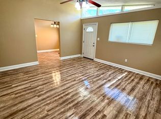 1447 Clinton Dr, Denham Springs, LA 70726