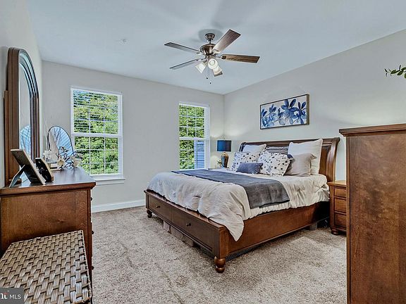 5th image of 376 Buckeye Cir