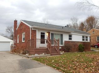 930 Fitting Ave, Lansing, MI 48917