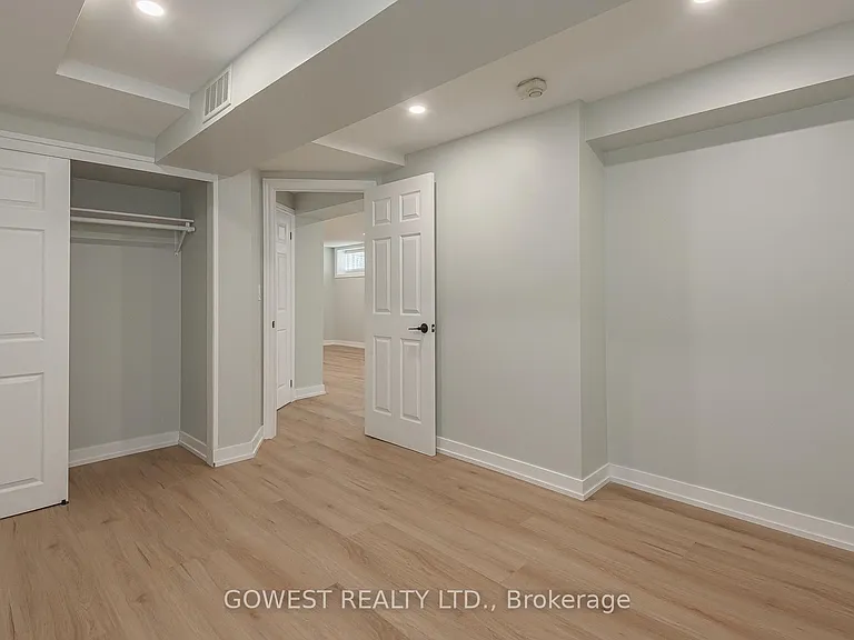 134 Grenadier Rd #4 — Photo 24
