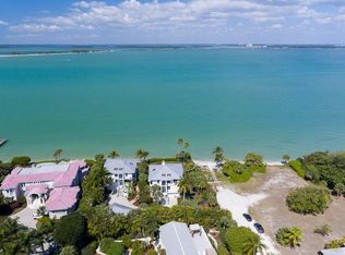 1249 Seagrape Ln, Sanibel, FL 33957