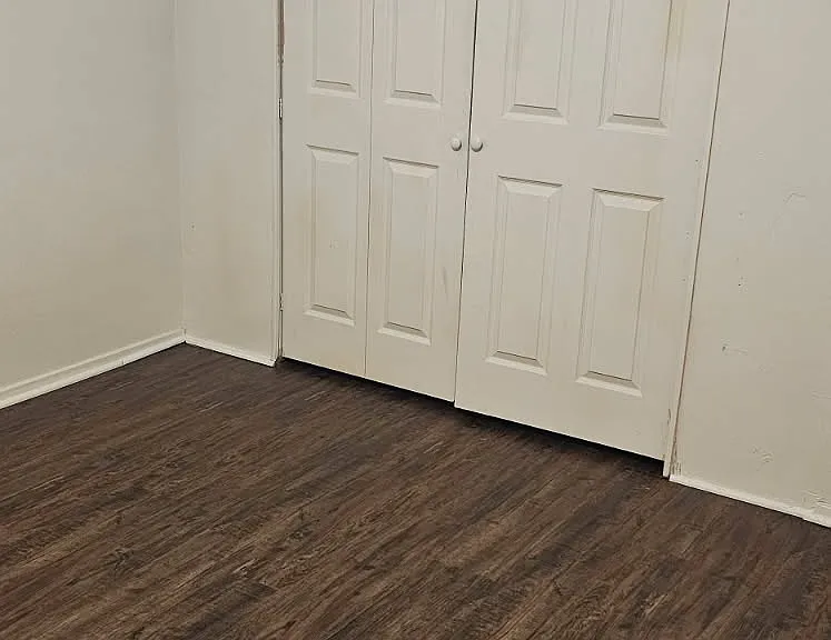 6821 Trail Lake Dr — Photo 4