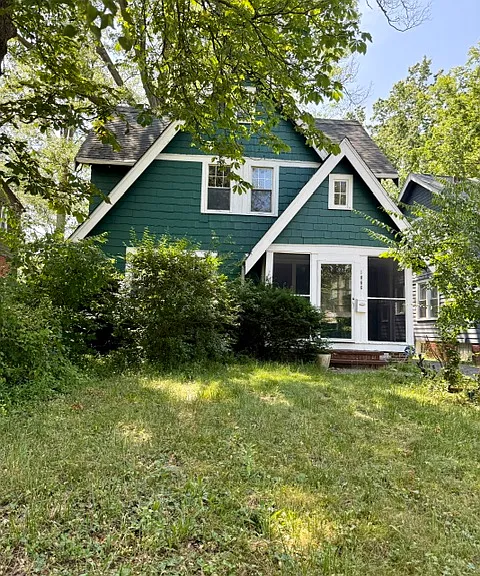 1066 Yellowstone Rd — Photo 1