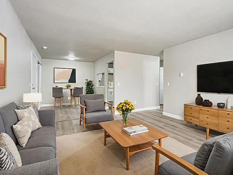 1508 Cedar Street — Photo 3