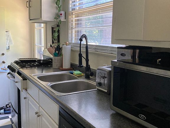 5th image of 5657 N Illinois St #5657