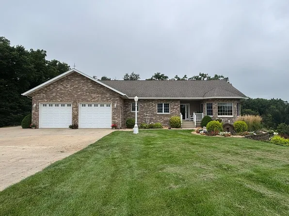 1229 County Road W42, Ossian, IA 52161