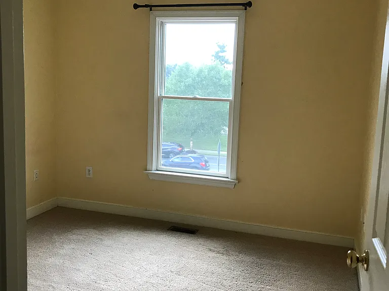 605 Spring St #J — Photo 4