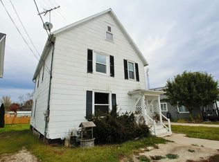 2114 10th St, Two Rivers, WI 54241